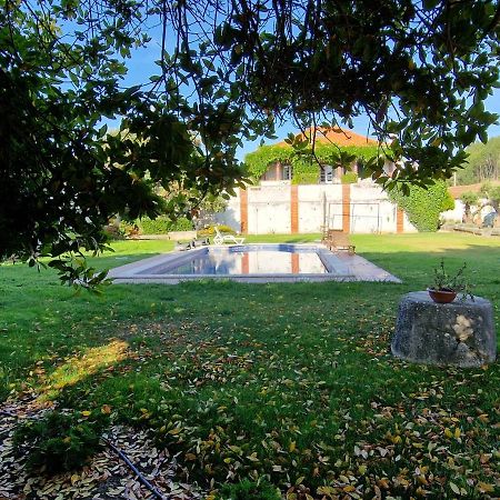 Casa Nikana Turcifal Exteriér fotografie