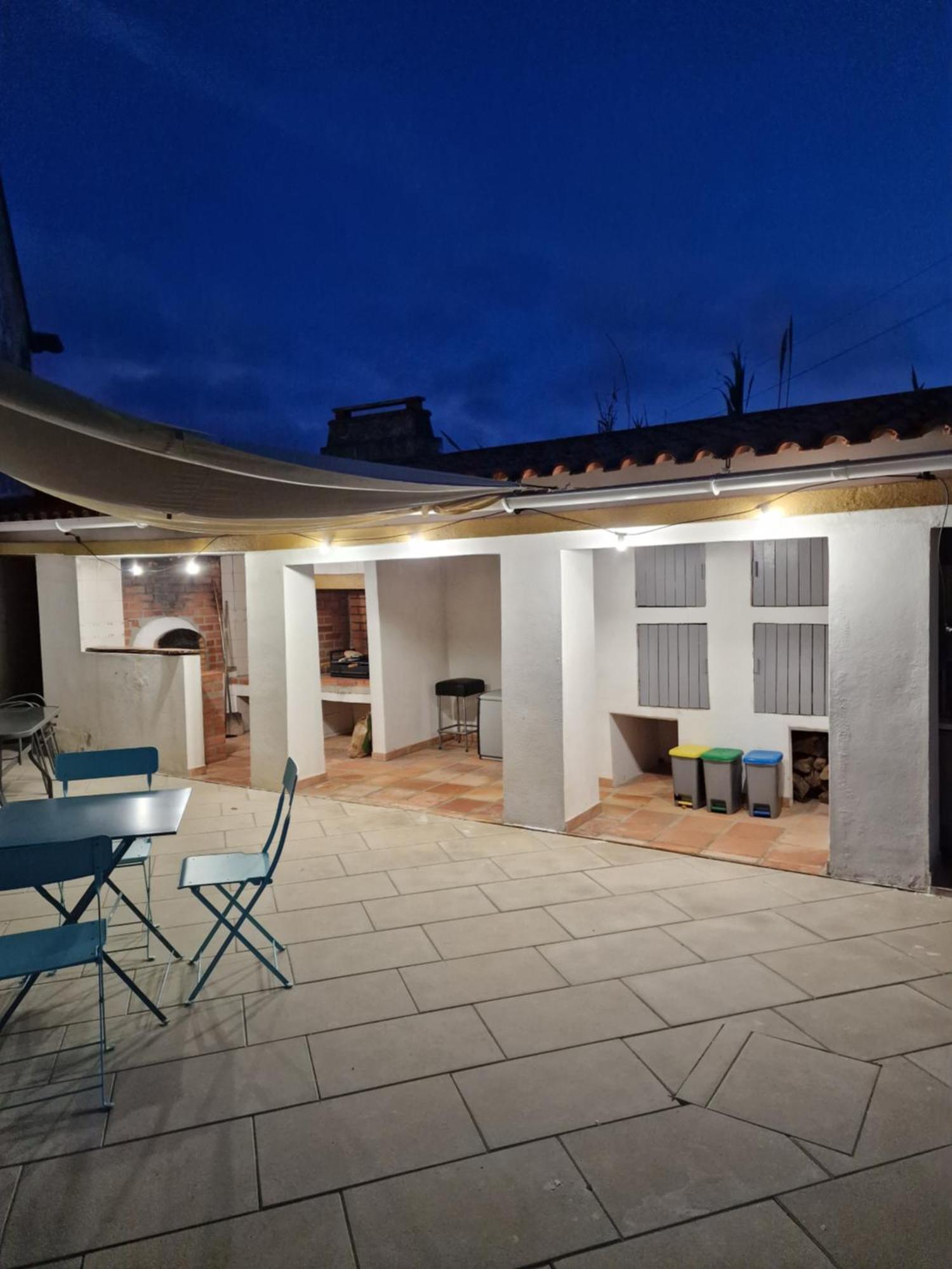 Casa Nikana Turcifal Exteriér fotografie